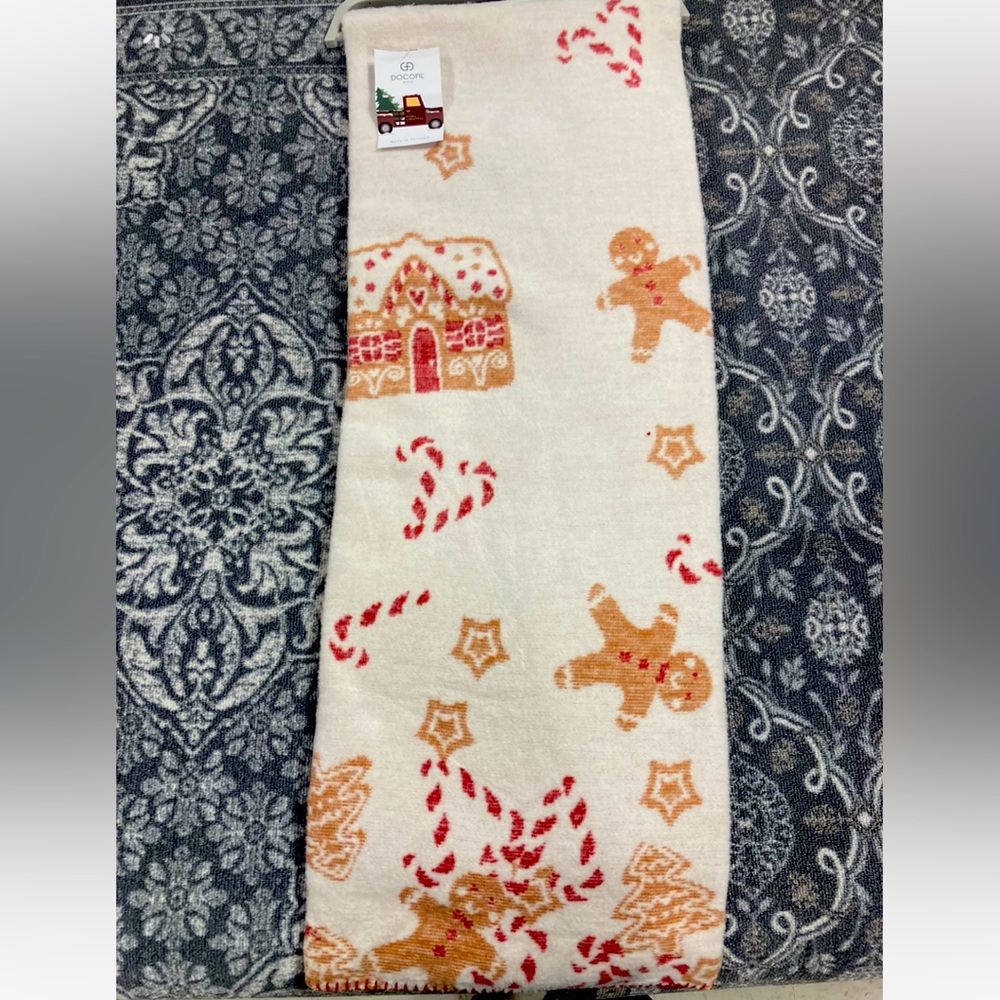 Gingerbread winter Cotton/Acrylic Throw